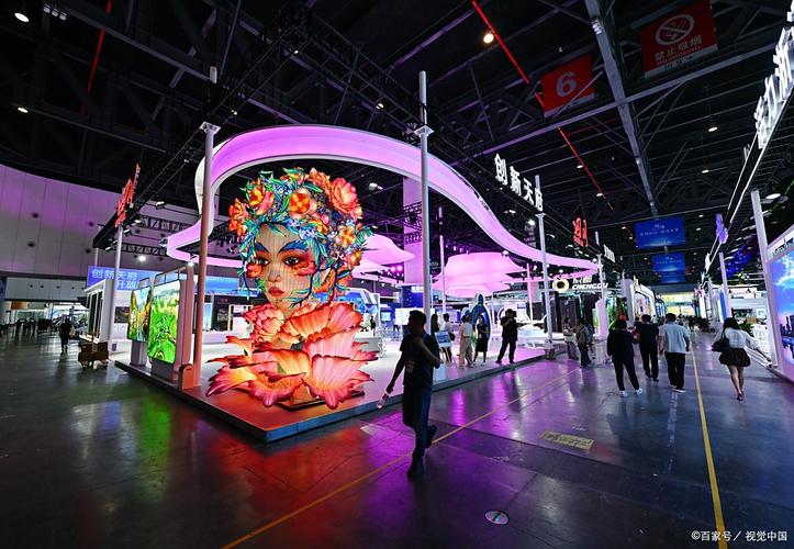 1,景区智慧旅游系统:物联网,云计算,自助导航,三维影像